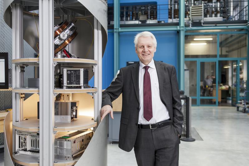 Prof. Claus Lämmerzahl, geschäftsführender Direktor des ZARM