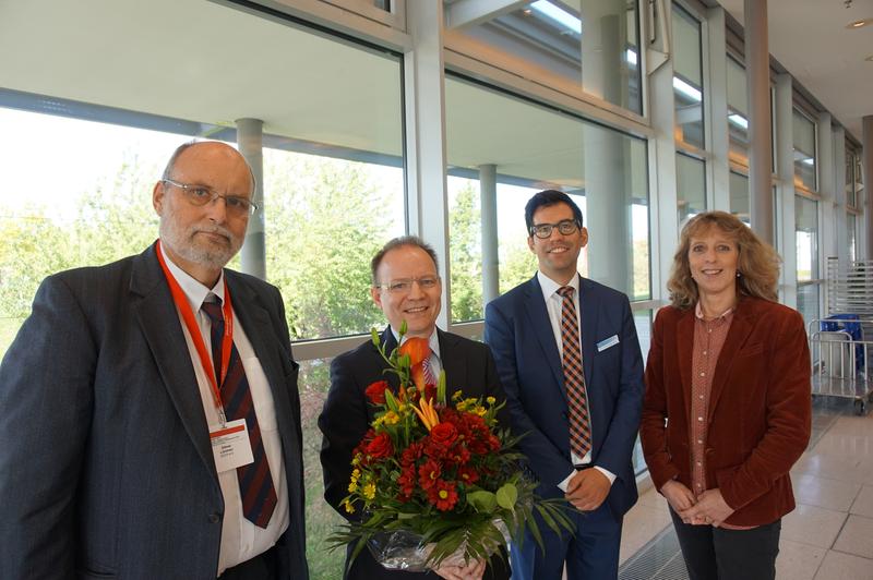 v. links: Ditmar Lümmen (Vorsitzender, DCCV), Dr. Carsten Posovszky (Preisträger), Dr. Martin Strünkelnberg (Marketingleiter, Dr. Falk Pharma), Birgit Kaltz (stellvertretende Vorsitzende, DCCV e.V.)