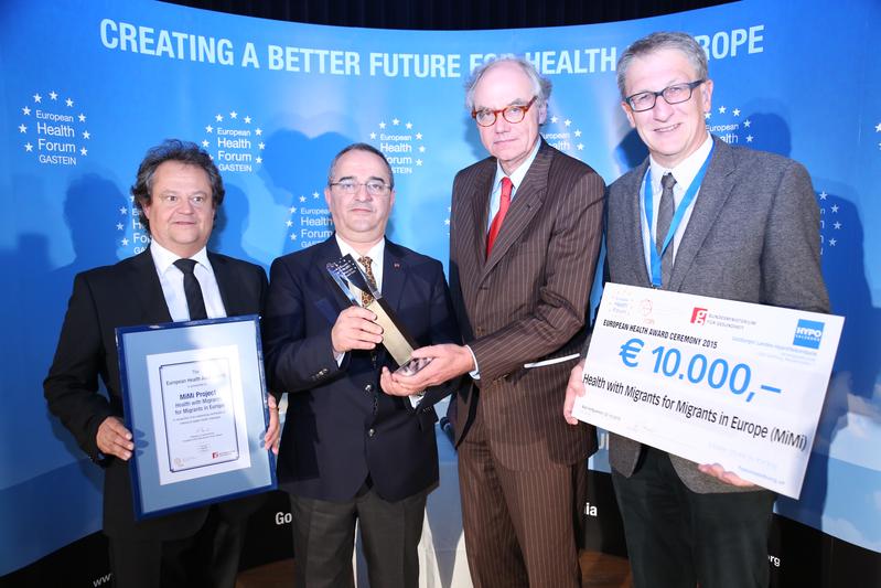 v.l.n.r.: Mag. Ingo Raimon, President, FOPI; Ramazan Salman, Geschäftsführer des Ethno-Medizinischen Zentrums (MiMi Projekt, Gewinner EHA 2015); Prof Helmut Brand, P