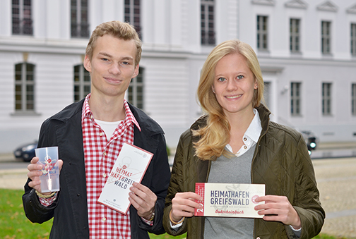 Lisa und Lennart haben sich bereits umgemeldet.