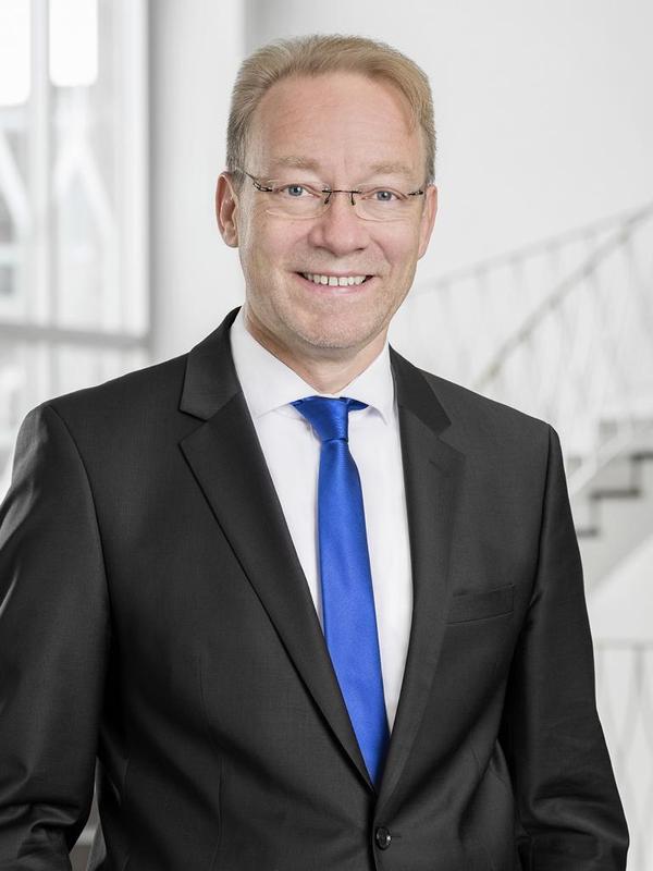 Stefan Schreiber unterstützt seit Oktober 2015 das Kuratorium der ISM.