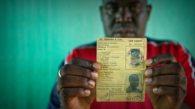 Ein Nachweis der Identität wurde in Afrika wie anderswo auch erst üblich, als sich das Konzept von Staatsbürgerschaft durchsetzte.