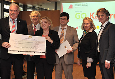 (v. l. n. r.): Rektor Prof. Dr. Karl-Heinz Meisel, Prof. Dr. Wolfgang Fritz, Karlsruher Bürgervereine, Ministerin Theresia Bauer, Prof. Dr. Christoph Hupfer, Andrea-Alexa Kuszák, OB Dr. Frank Mentrup