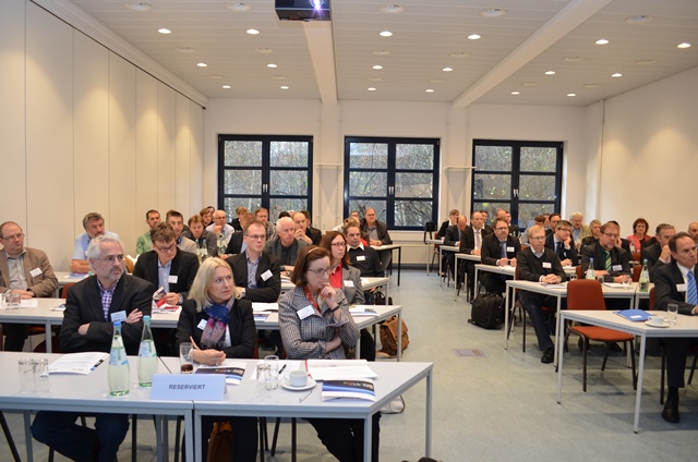 Über 60 interessierte Zuhörerinnen und Zuhörer informierten beim Innovationstag Lasertechnik am LZH über Präzisionsbearbeitung mit Lasern.
