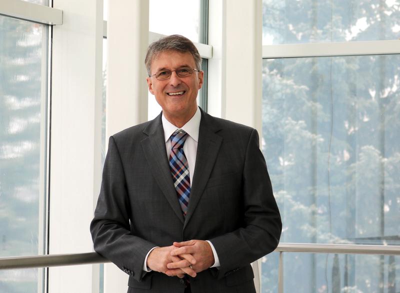 Hon. Prof. Dr. h.c. Rolf Pfrengle, neuer Rektor der Fachhochschule Dresden - Private Fachhochschule gGmbH