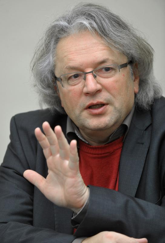 Prof. Dr. Klaus Dörre koordiniert das Verbundprojekt "REBEKO" und leitet die Tagung "Nach dem Fachkräfteparadies?" am 21. Januar 2016 in Jena. 