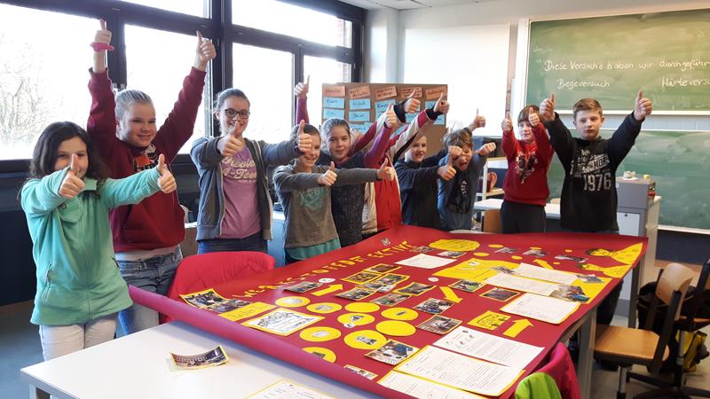 Im Kooperationsprojekt gestalten Forschende des IWT Bremen gemeinsam mit Lehrkräften Unterrichtseinheiten rund um das Thema Werkstoffe.