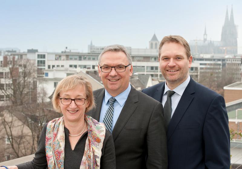 Prorektorin für Forschung und Weiterbildung ist Prof. Dr. Liane Schirra-Weirich, Rektor der KatHO NRW ist Prof. Dr. Hans Hobelsberger und Prorektor für Studium und Lehre ist Prof. Dr. Martin Kle
