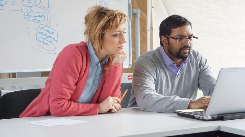 Demografischer Wandel und moderne, digitalisierte Arbeitswelt: Wie verändert sich Arbeit? Mit dieser Frage befassen sich Wirtschaftsinformatiker und Sozialpädagoginnen der Uni Hildesheim.