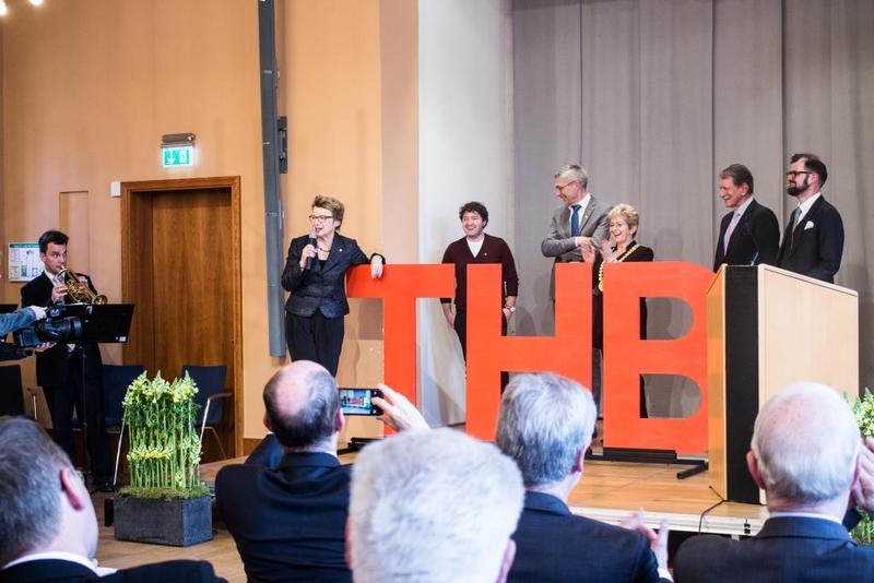 Festakt zur Umbenennung der THB im Rolandsaal der Stadt 