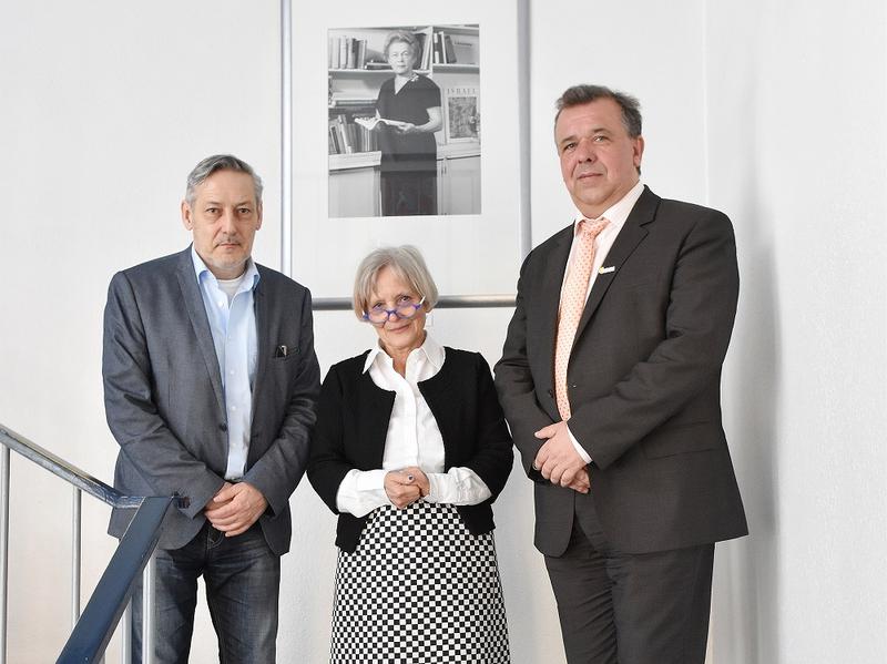 Bildunterschrift: Der neue KDA Vorstand: Prof. Frank Schulz-Nieswandt (links), Dr. phil. Almut Satrapa-Schill (Mitte) und Ulrich Christofczik (rechts)
