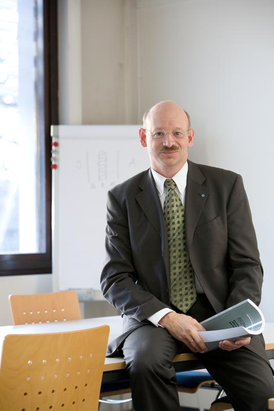 Thomas Lützkendorf leitet am KIT den Lehrstuhl Ökonomie und Ökologie des Wohnungsbaus 