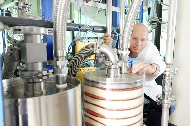 Werden im Helmholtz-Zentrum entwickelt und getestet: Membranmodule zur Abtrennung von Kohlendioxid.