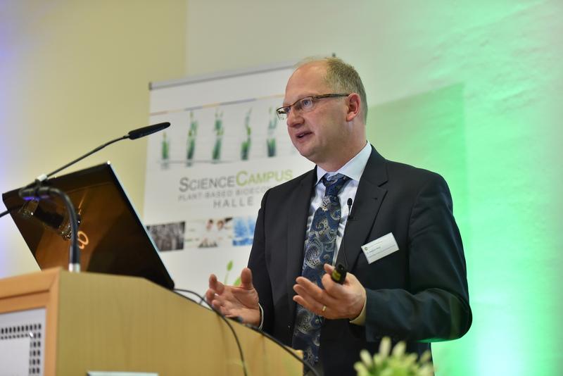 Prof. Dr. Hans van Meijl Wageningen University and Research Centre, Netherlands 