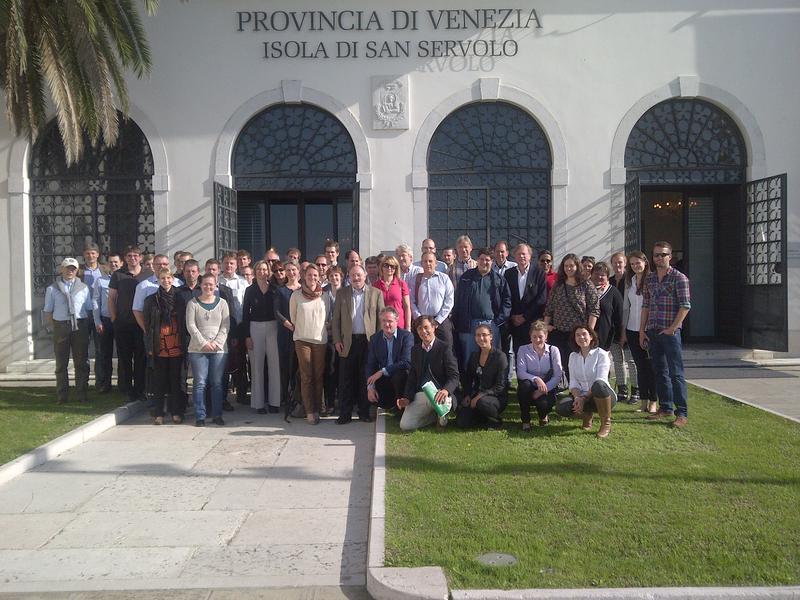 Die Projektpartner des SFB/TRR 127 Xenotransplantation bei einem Meeting auf der Isola di San Servolo, Venedig, Italien 2013.