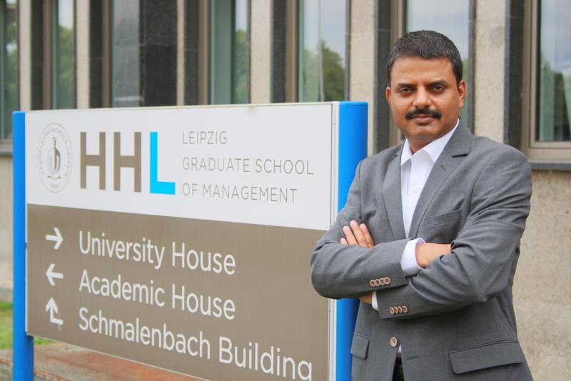 Prof. Shailendra Kumar Rai, Ph.D., ist neuer Inhaber des ICCR-Lehrstuhls für Corporate Responsibility und Governance an der HHL Leipzig Graduate School of Management. Foto: HHL.