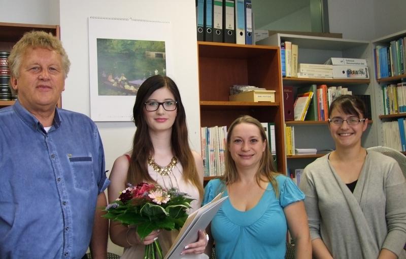 Von links: Lothar Löbnitz, Leiter der Hochschulbibliothek der EAH Jena, Emilienne Thieme, Susan Blume und Carola Regel, Personalreferat der EAH Jena