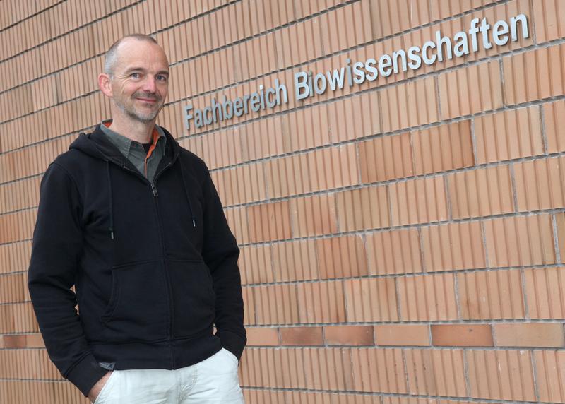 Gastprofessur in Österreich: Gemeinsam mit seinen Innsbrucker Kollegen wird Prof. Ulf Karsten von der Uni Rostock im Bereich angewandte Ökologie forschen.