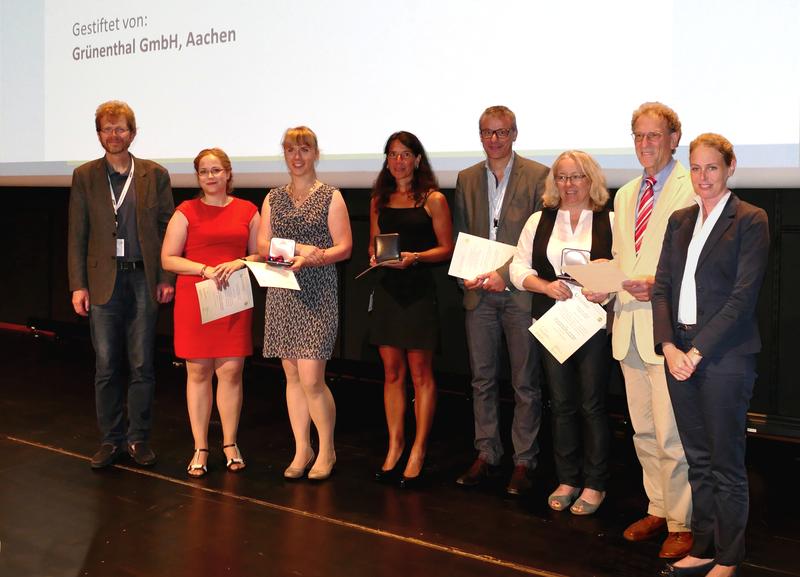 v.l.n.r.: Prof. Dr. Lukas Radbruch, Franziska Salomon, Franziska Scholz, Christina Gann, Dr. Bernd-Oliver Maier, Erika Koch, Dr. Hans Dworzak, Myriam Heine