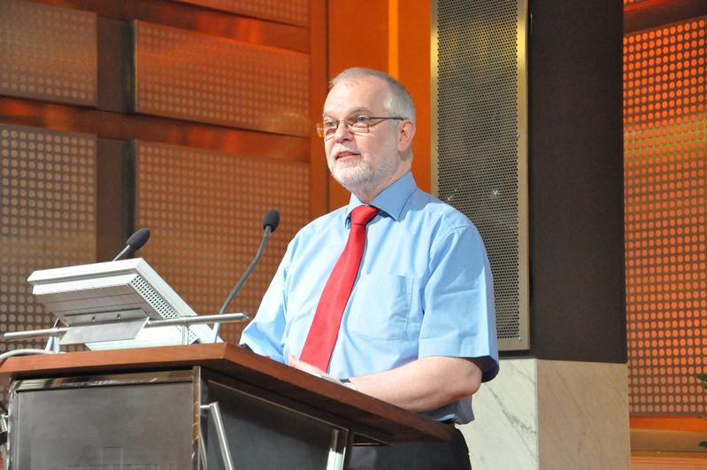 Prof. Dr. Peter Kleinebudde (HHU Düsseldorf) 
