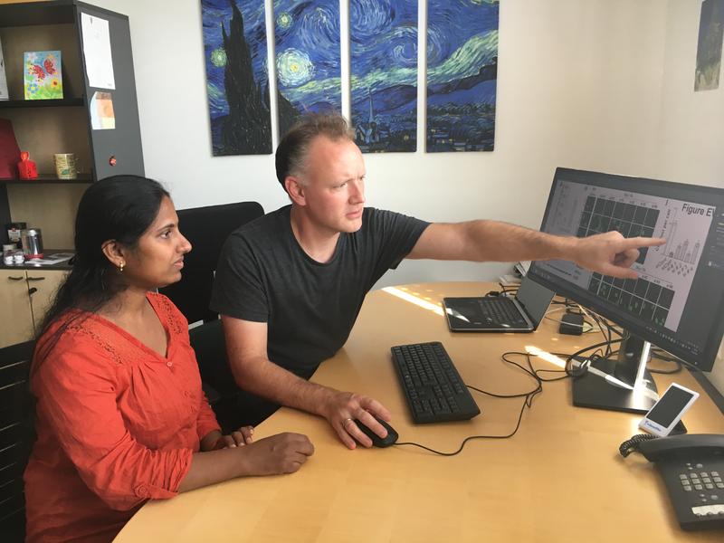 (v.l.): Dr. Vijayalakshmi Kari, eine der Erst-Autorinnen der Publi-kation, und Senior-Autor Prof Dr. Steven Johnsen, beide Klinik für Allgemein-, Viszeral- und Kinderchirurgie. 