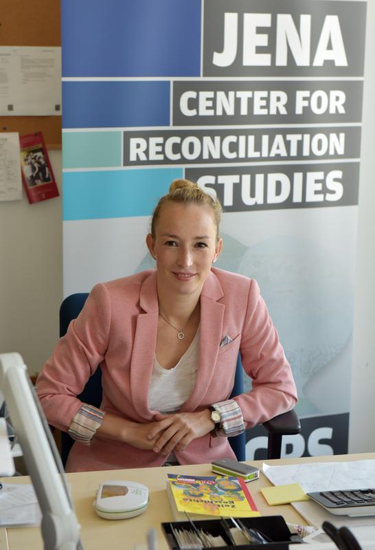 Maria Palme erhält einen der beiden Sonder-Lehrpreise 2016 der Friedrich-Schiller-Universität Jena.
