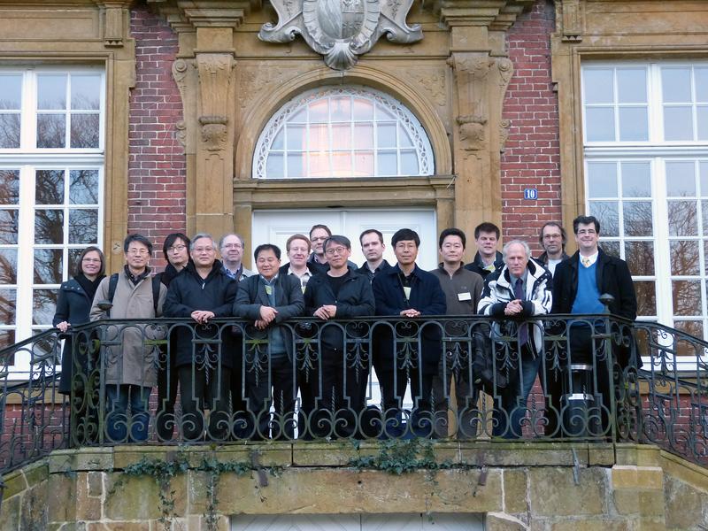 Südkoreaner und Bielefelder forschen im Graduiertenkolleg der Mathematik gemeinsam.