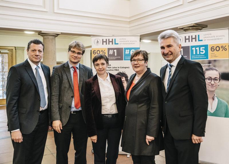 G-Forum 2016: (v.l.n.r.) Kristian Kirpal, Prof. Dr. Jörn Block, Prof. Dr. Friederike Welter, Iris Gleicke, Prof. Dr. Andreas Pinkwart. 