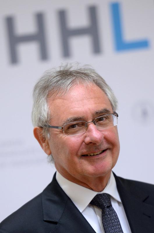 Prof. Dr. Dr. Wilfried von Eiff, Akad. Direktor am Ludwig Fresenius Center for Health Care Management and Regulation an der HHL: "Mehrfachnutzung von Einmalprodukten im Krankenhaus zahlt sich aus."