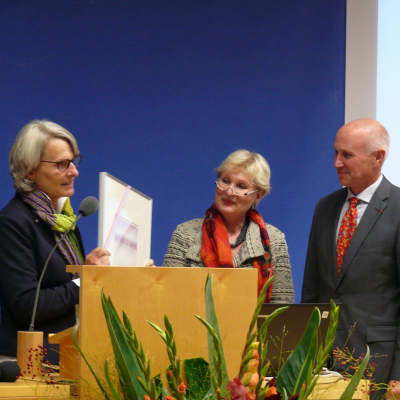 v.l.: Dr. U. Freundlieb, Prof. Dr. A. Hedtke-Becker, Prof. Dr.-Ing. D. Leonhard