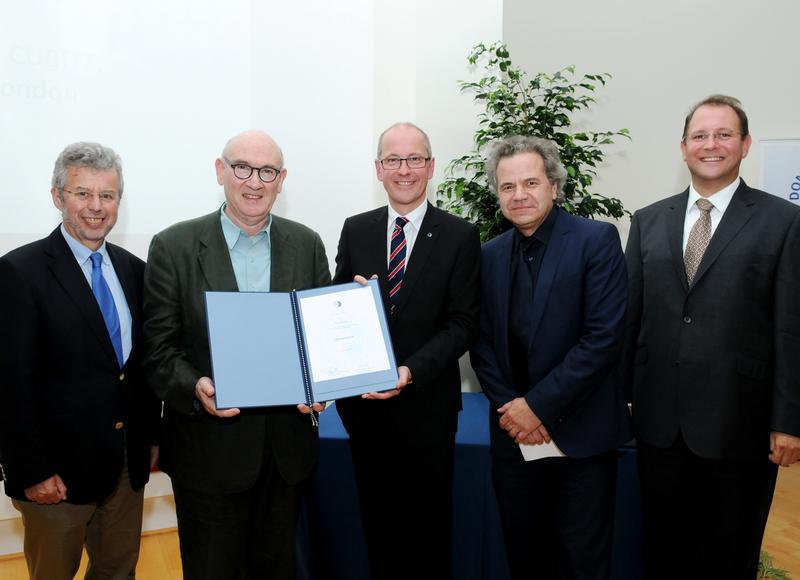 Ehrenprofessur der Donau-Universität Krems für Medienkünstker und Bildwissenschafter Jeffrey Shaw