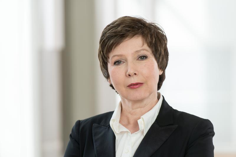 Christine von Vangerow 