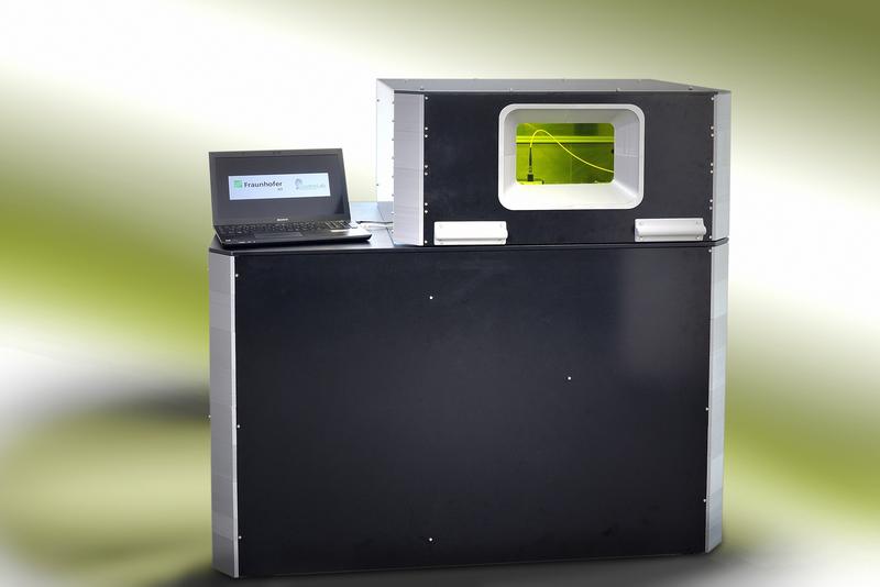 Premiere auf der formnext 2016: Besonders für Einsteiger eignet sich die neue Low Cost-SLM-Anlage zum 3D-Druck von Bauteilen aus Edelstahl. 