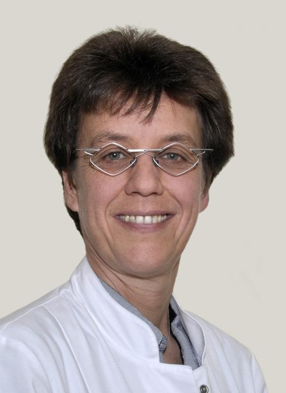 Dr. med. Dr. rer. nat. Katja de With, Leiterin des Zentralbereichs Klinische Infektiologie.