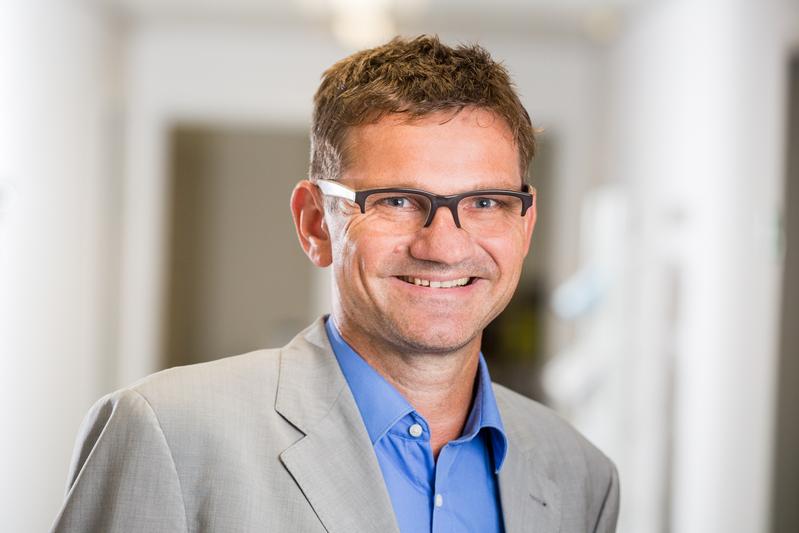 Prof. Dr. Conrad Schetter
