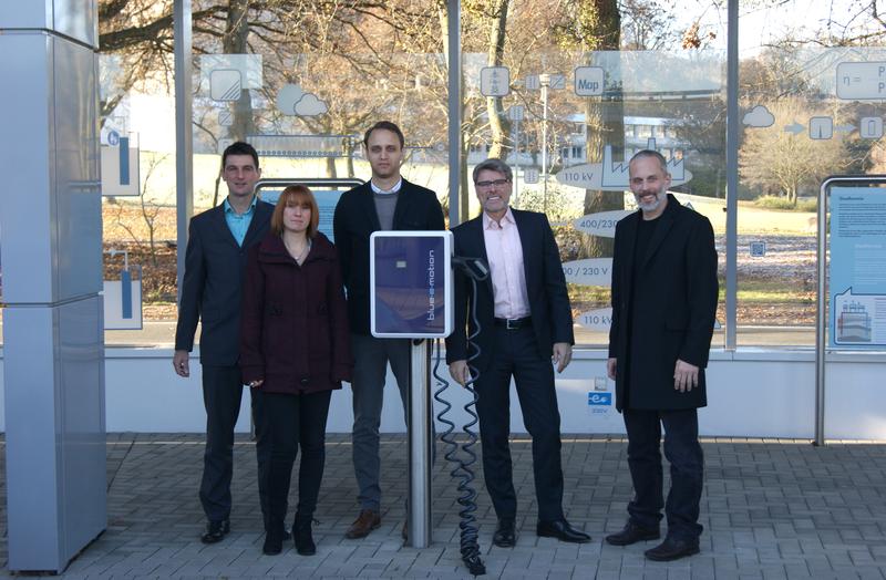 (von links): Dr. Ralf Benger, Nicole Baube (beide Wolfsburg AG), Sebastian Koch (Netzwerk Mobilität Niedersachsen), Prof. Dr. Harald Rau (Ostfalia), Sven Strube (Lautlos durch Deutschland GmbH)