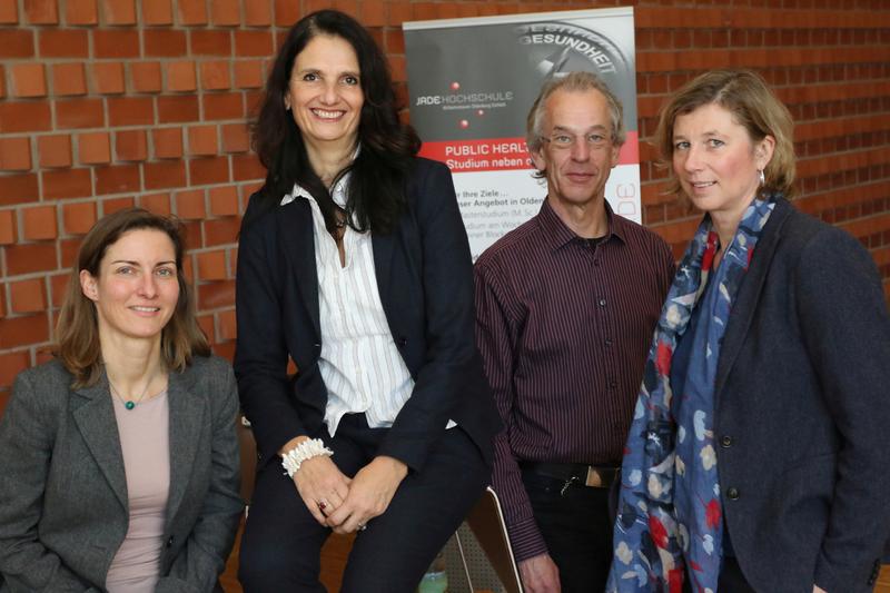 Karina Becker, Frauke Koppelin, Harald Büsing und Elke Ahlers (v.l.) informierten über psychische Belastungen in der Arbeitswelt.