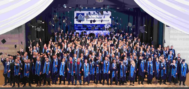 Absolventenjahrgang 2016 der Wilhelm Büchner Hochschule