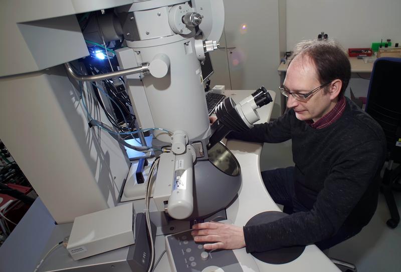 The mineralogist Dr Kilian Pollok, using a modern transmission electron microscope, that was used to analyze the mineral erionite.