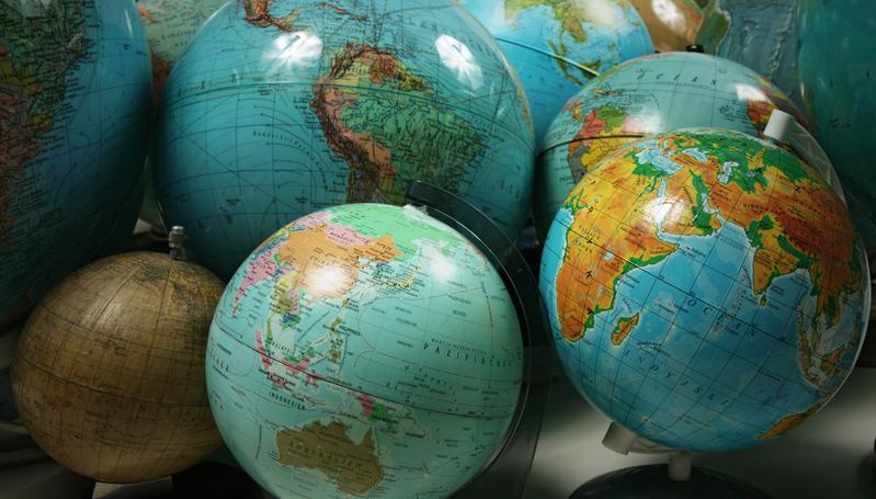 In a pilot study within the project, 'Digital Culture and Collection Management in 3D' globes from different cultural institutions in Thuringia will be measured.