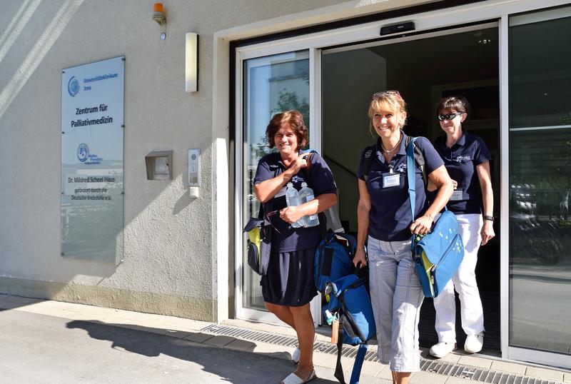 Das ambulante Palliativteam Jena ist direkt an die Palliativstation des Uniklinikums angebunden. Die Unimediziner evaluieren Qualität und Strukturen der ambulanten Palliativversorgung in Deutschland.