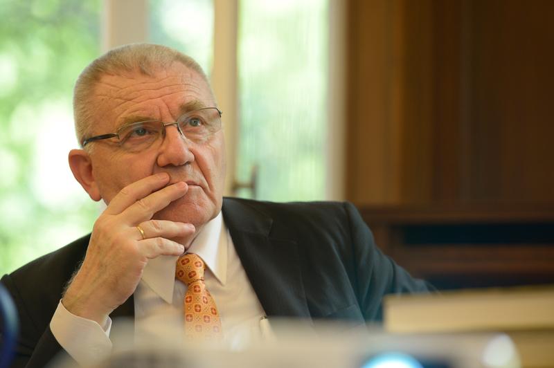 Der Mathematiker Jean-Pierre Bourguignon, Präsident des Europäischen Forschungsrates ERC und Ehrenmitglied der DMV