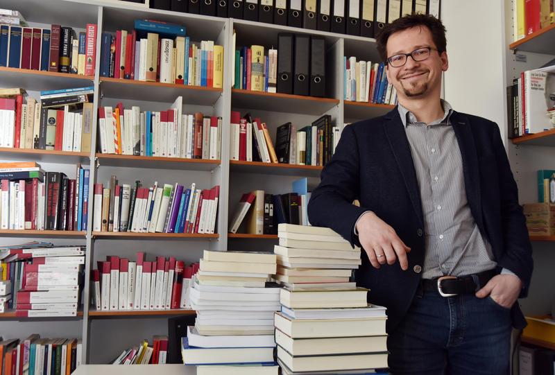 Dr. Andreas Braune ist Mitherausgeber des Buches und stellvertretender Leiter der „Forschungsstelle Weimarer Republik“ an der Friedrich-Schiller-Universität Jena. 