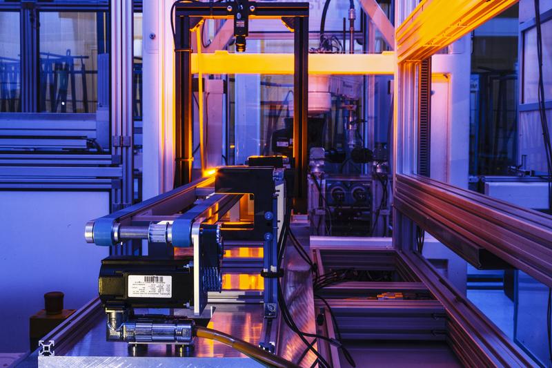 Solarzellenforschung am Fraunhofer IPA.