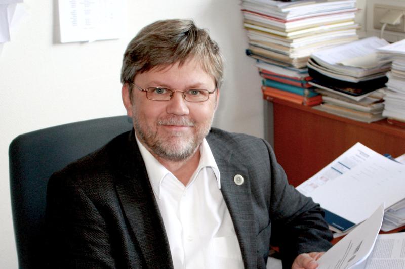Professor Ralf Ludwig ist in den Vorstand der Arbeitsgemeinschaft Deutscher UniversitätsprofessorInnen für Chemie (ADUC) gewählt worden.