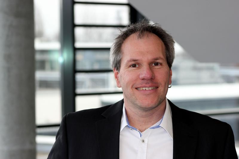Prof. Dr. Christian Fieberg arbeitet seit dem ersten März im Fachbereich „Maschinenbau und Facilities Management“ (Lehrgebiet Gebäudetechnik) an der Westfälischen Hochschule in Gelsenkirchen.
