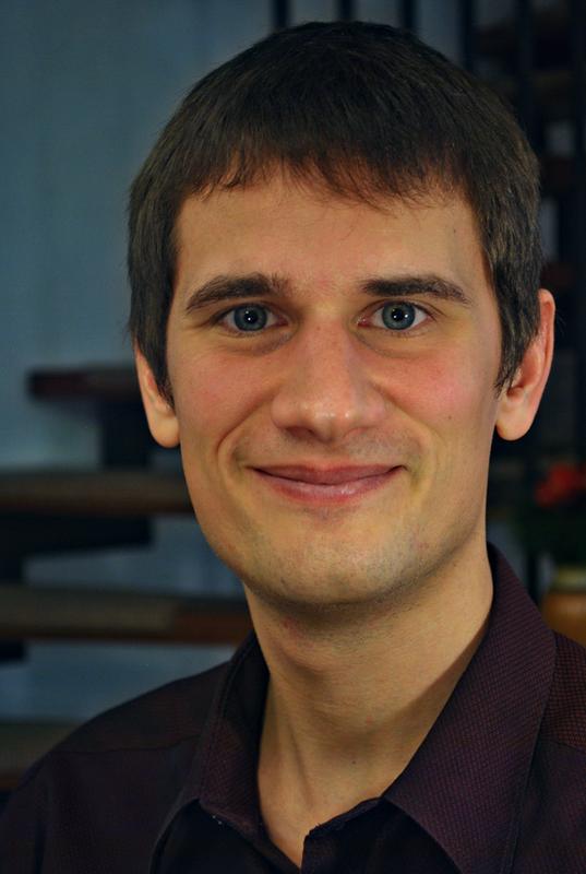Dr. Matthias Hoesch 