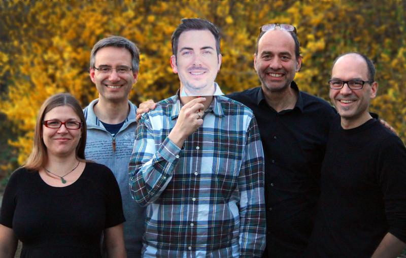 Von links nach rechts: Julia Vierheilig, Holger Daims, Frederik Schulz (Erstautor, jetzt am U.S.-amerikanischen Joint Genome Institute; Stand-in Dimitri Kits), Michael Wagner, Matthias Horn.