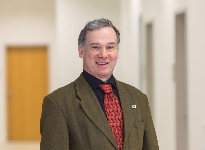 Prof. Dr. Erich Schröger