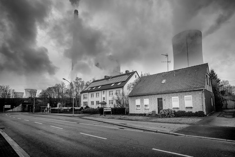  Grau und zugequalmt, so wird der Ruhrpott häufig dargestellt. Auch in Bezug auf die Sprache der Region gibt es viele Vorurteile.